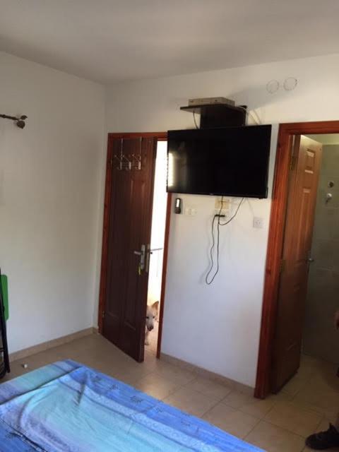 הבית של דרורי Neve Zohar Exterior foto